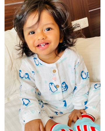 Happy Waddling Penguins - full sleeve top - Daily Wear - 1 pack