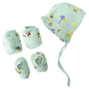 Baby Cap, Mittens and booties Set - Snowy Village Tales (0 - 3 months)