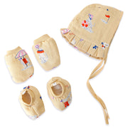 Baby Cap, Mittens and booties Set - Pawsome Beach Day  (0 - 3 months)