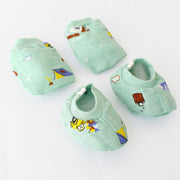 Baby Mittens and Booties  Set ( 0 - 3 months ) 100% Cotton -  Snowy Village Tales