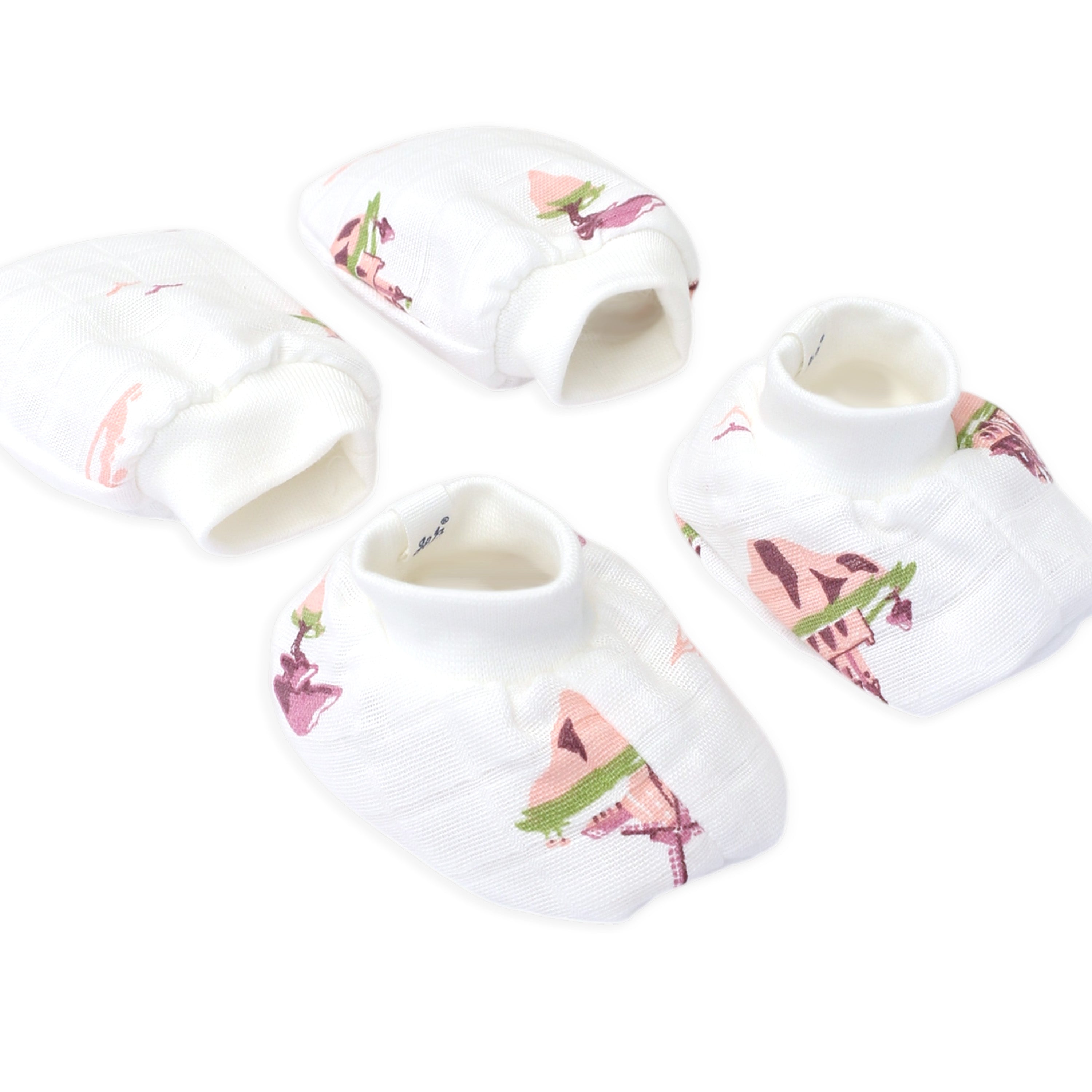 Baby Cap, Mittens and booties Set - Floating Magic Tales (0-3 Months)