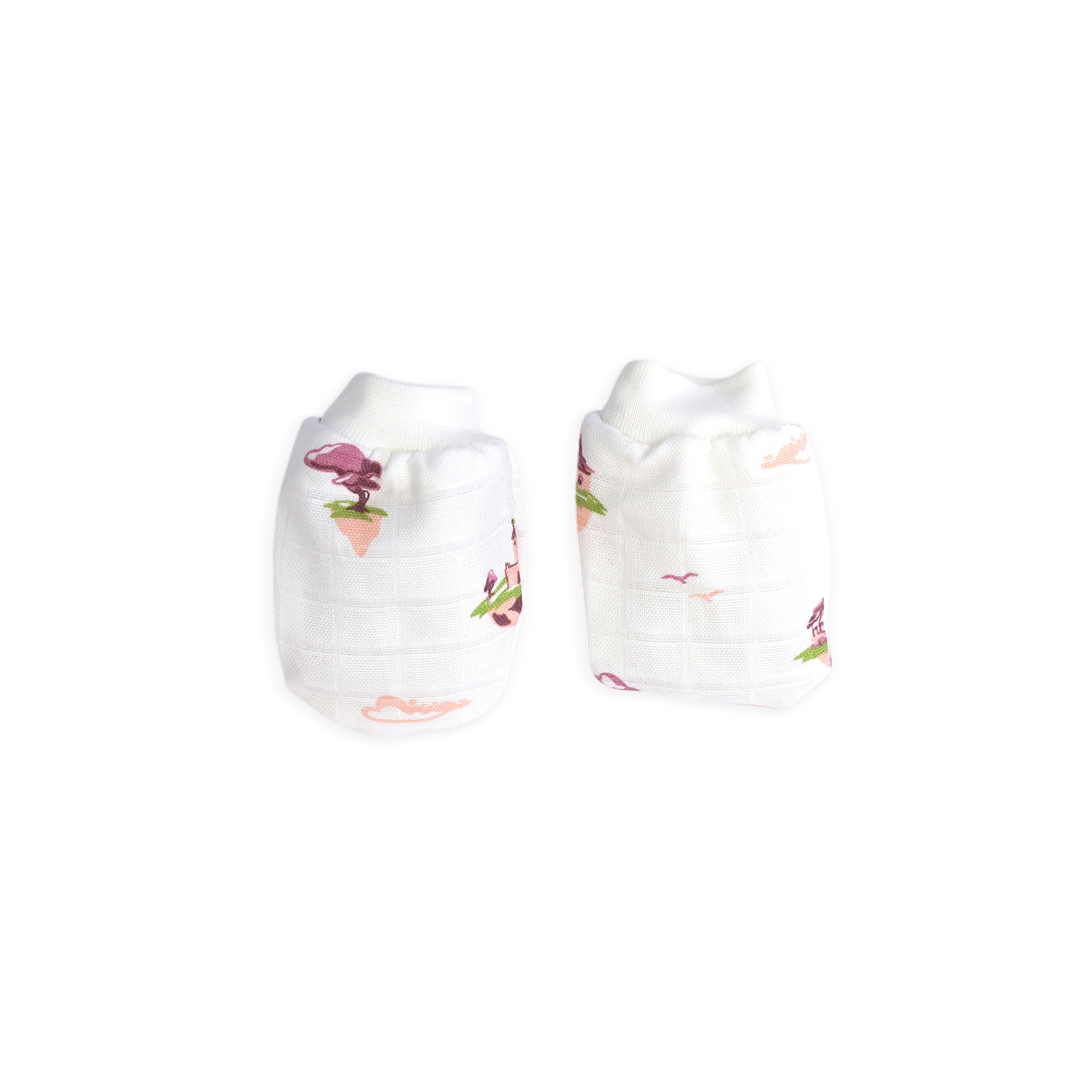 Baby Cap, Mittens and booties Set - Floating Magic Tales (0-3 Months)