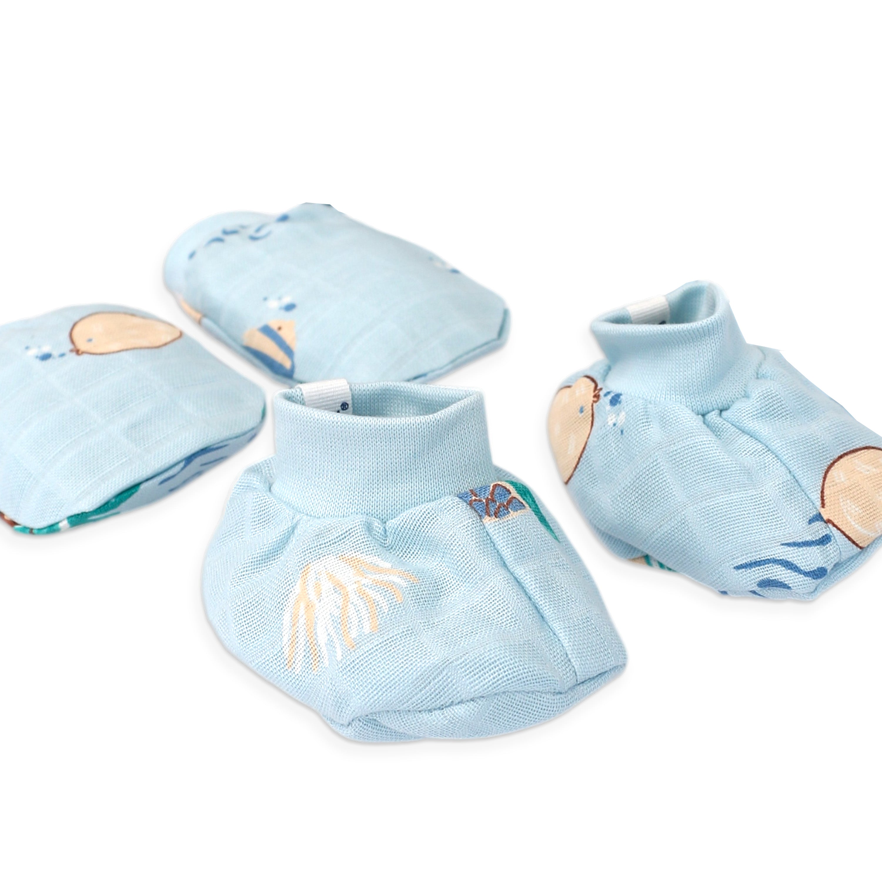 Baby essential Starter gift Kit - 7 piece set - Mini Scuba Squad