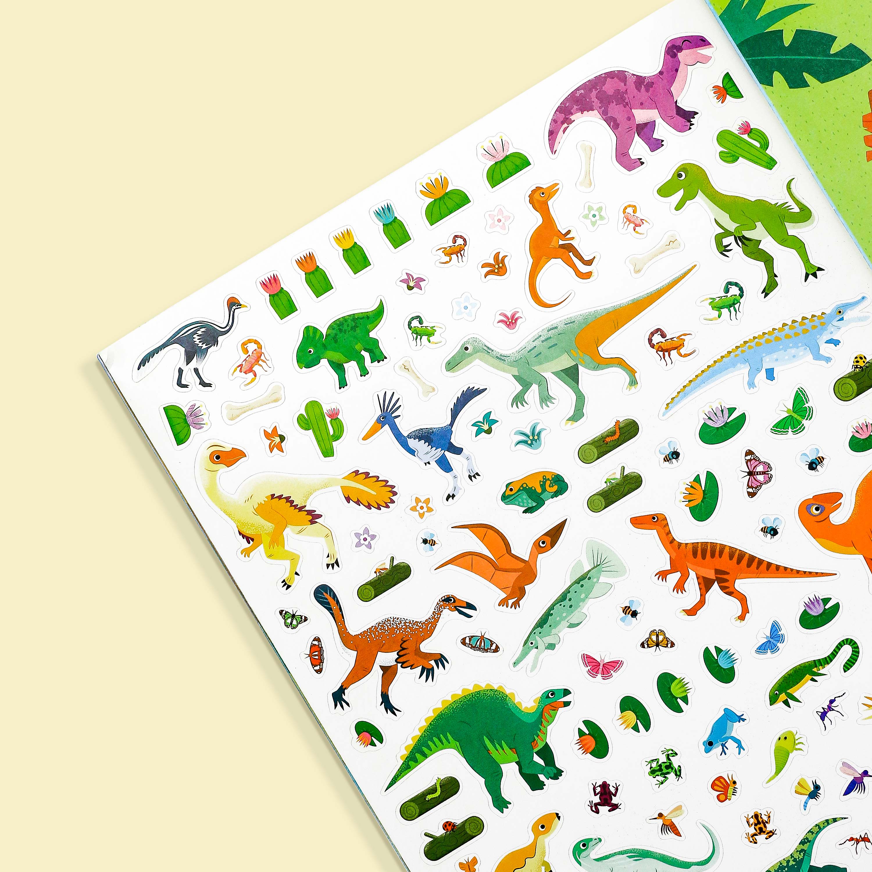 701 Super Stickers Book
