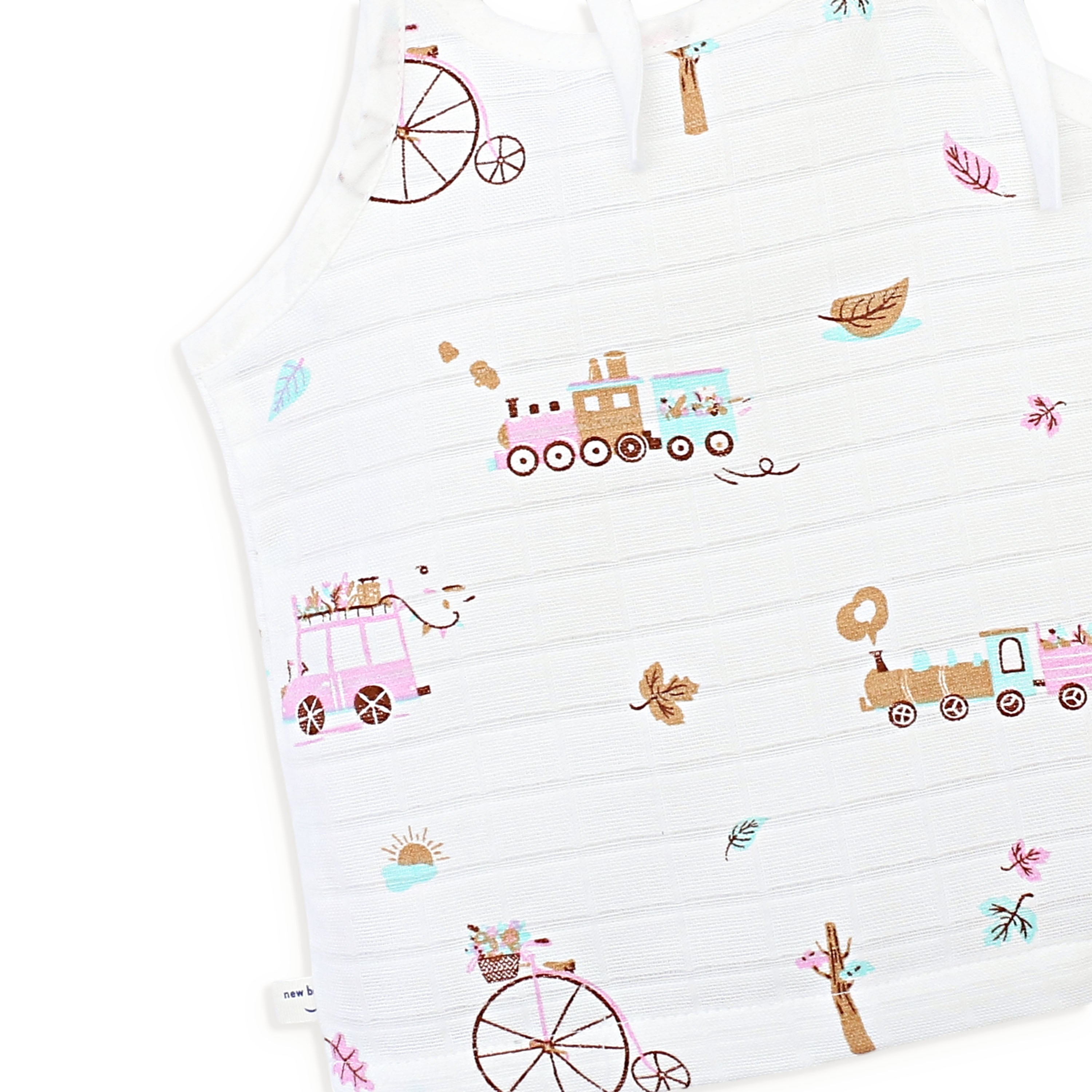 Baby essential Starter gift Kit - 7 piece set - Tiny Wheels & Wonders